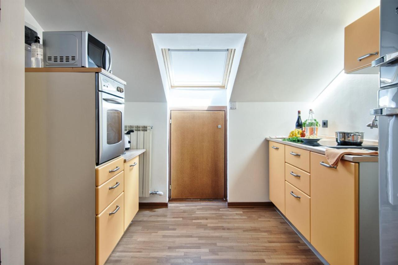 5 Miglia Apartment La Mansarda A Collegno Exterior foto